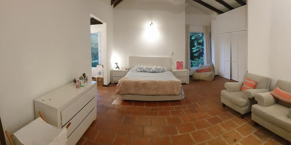 Casa de 4 alcobas en venta en Bellavista, Cali, 1674 m² · foto 11 de 24