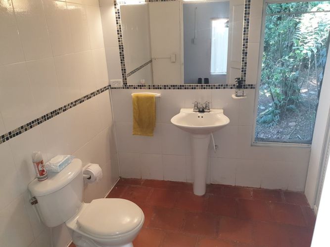 Casa de 4 alcobas en venta en Bellavista, Cali, 1674 m² · foto 13 de 24