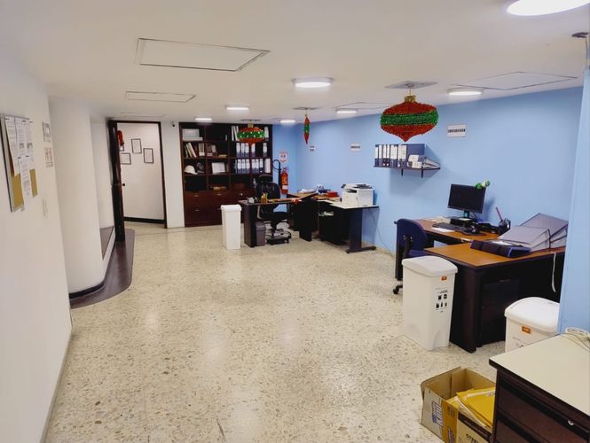 Edificio en venta en Popular, Cali, 430 m² · foto 16 de 24