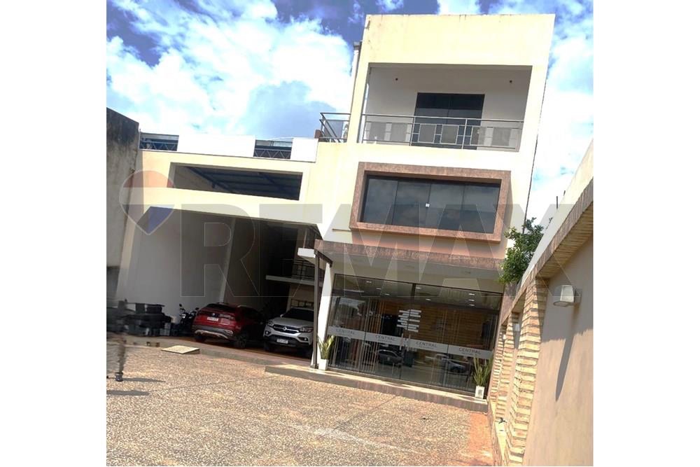 VENTA LOCAL / SHOWROOM CON DEPARTAMENTOS — foto 3