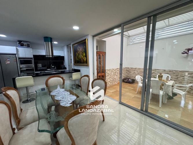 Apartamento de 4 alcobas en venta en Lagos Del Cacique, Bucaramanga, 225 m² · foto 12 de 12