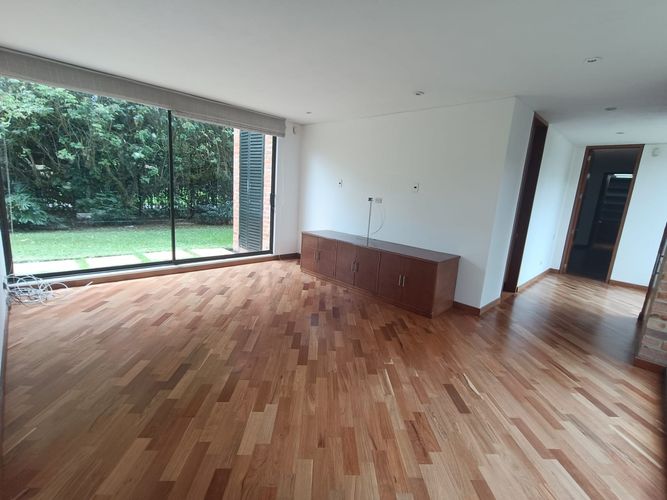 Casa de 3 alcobas en venta en San Simón, Bogotá, 343 m² · foto 11 de 24