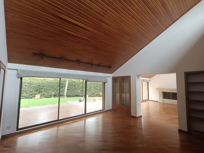 Casa de 3 alcobas en venta en San Simón, Bogotá, 343 m² · foto 5 de 24