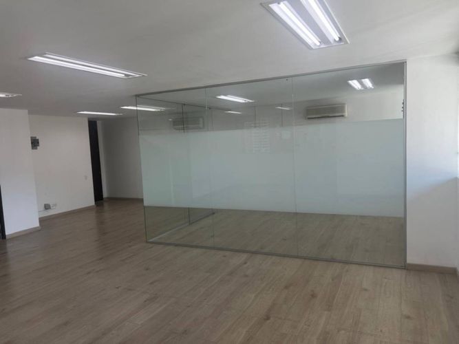 Oficina en arriendo en Los Balsos, Medellín, 100 m² · foto 15 de 20
