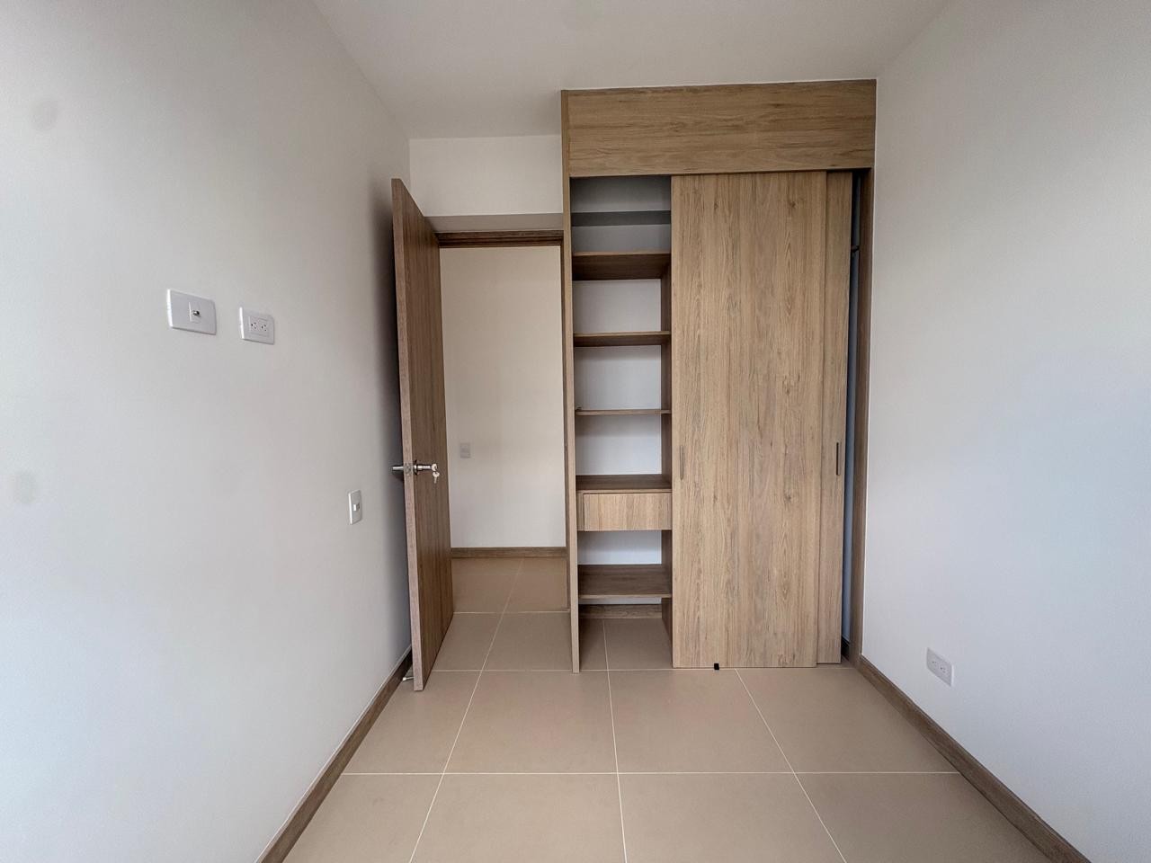 Apartamento en arriendo en Vereda La Doctora, Sabaneta · foto 11 de 15
