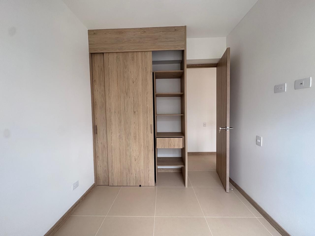 Apartamento en arriendo en Vereda La Doctora, Sabaneta · foto 9 de 15
