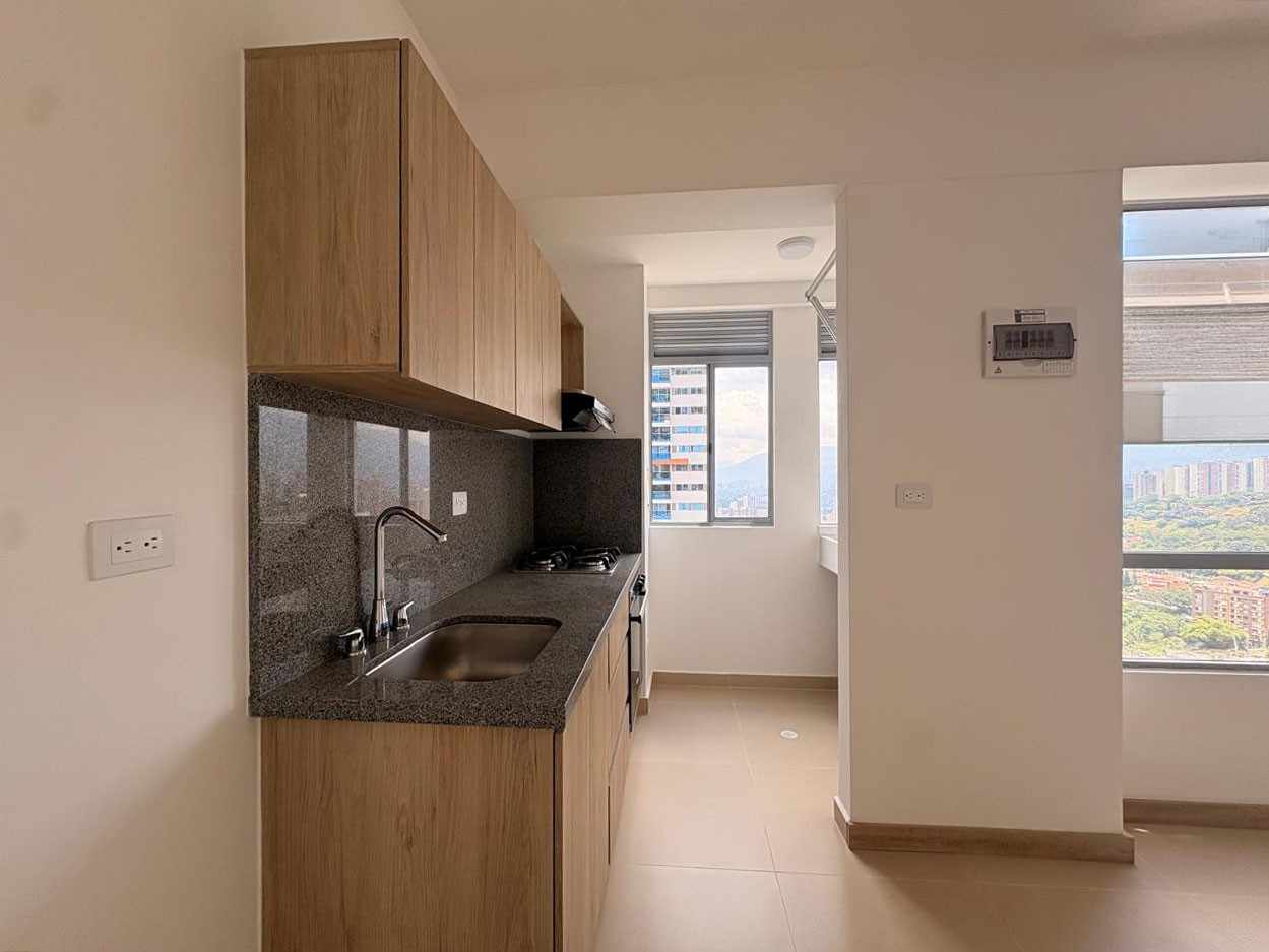 Apartamento en arriendo en Vereda La Doctora, Sabaneta · foto 4 de 15