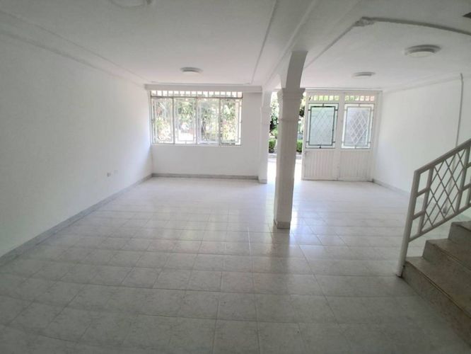 Casa de 4 alcobas en venta en La Rivera Norte Ii, Neiva, 107 m² · foto 3 de 18