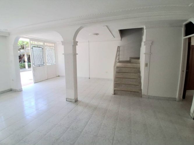 Casa de 4 alcobas en venta en La Rivera Norte Ii, Neiva, 107 m² · foto 4 de 18