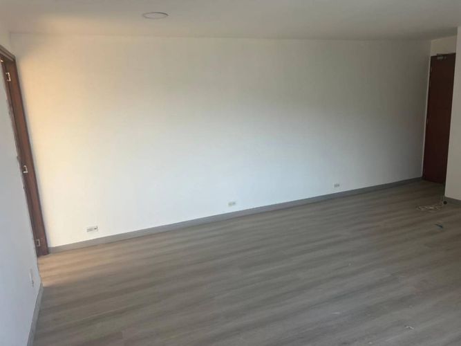 Oficina en arriendo en El Poblado, Medellín, 85 m² · foto 3 de 20