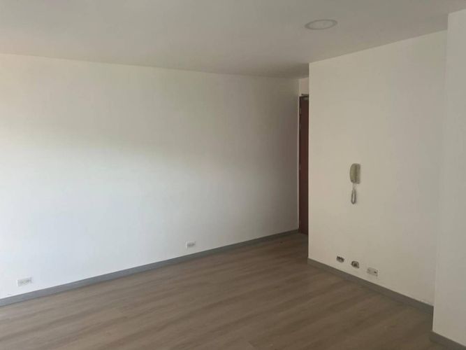 Oficina en arriendo en El Poblado, Medellín, 85 m² · foto 5 de 20