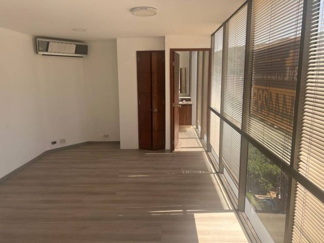 Oficina en arriendo en El Poblado, Medellín, 85 m² · foto 14 de 20