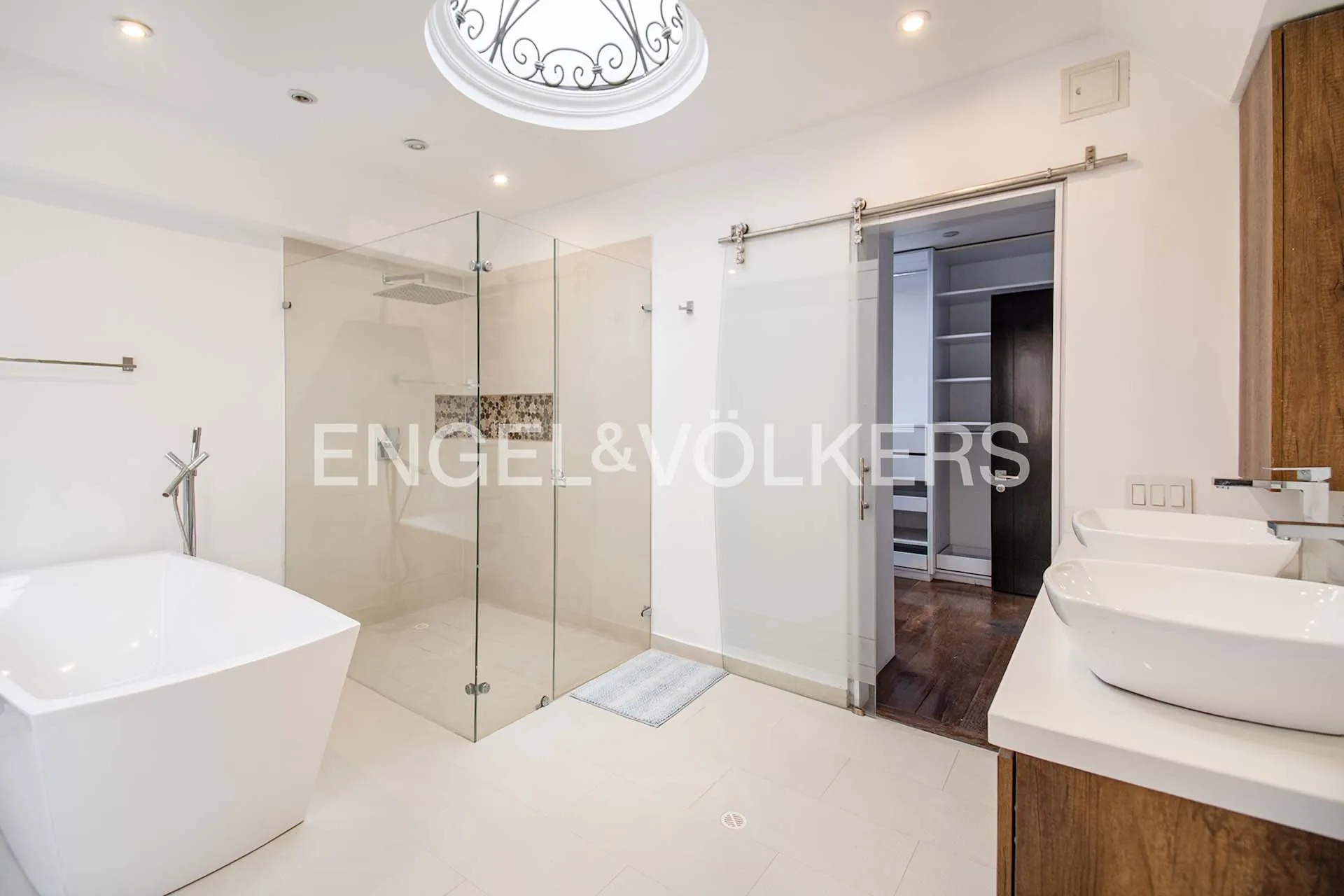 Apartamento en venta en Santa Barbara Occidental, Bogotá · foto 17 de 21