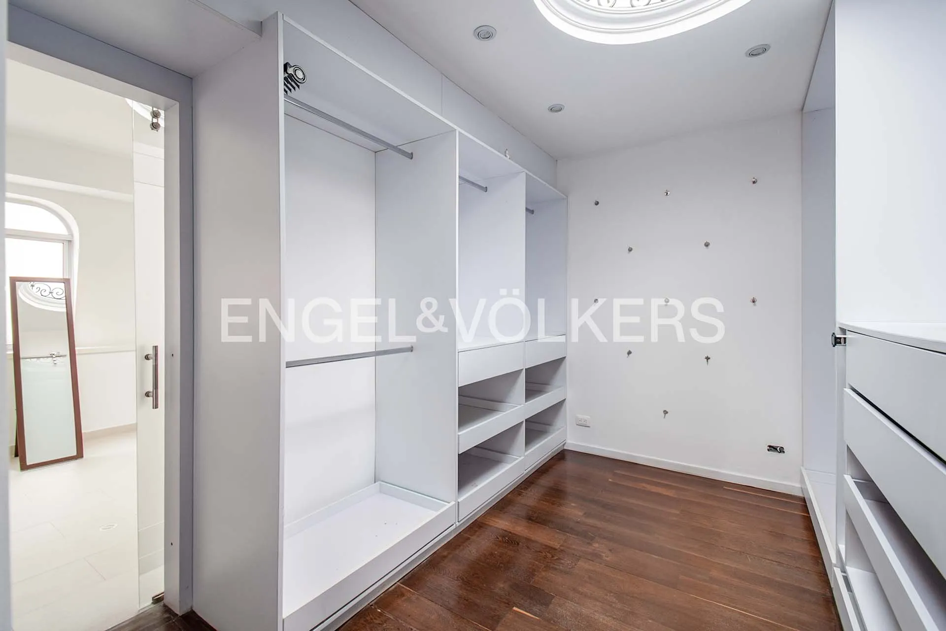 Apartamento en venta en Santa Barbara Occidental, Bogotá · foto 15 de 21