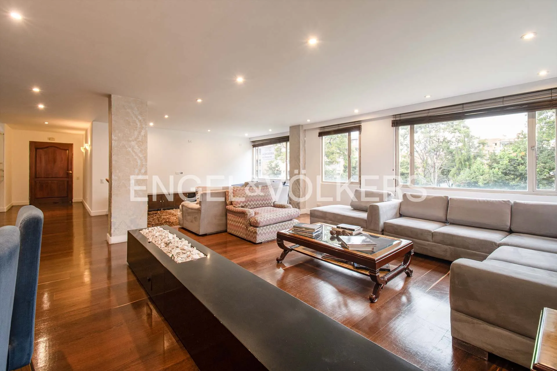 Apartamento en venta en Santa Barbara Occidental, Bogotá · foto 4 de 21