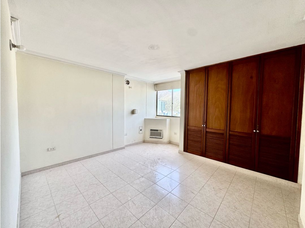 Apartamento en venta en Rodadero Sur, Santa Marta · foto 7 de 20