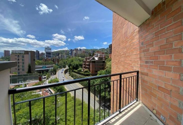 Oficina en arriendo en El Poblado, Medellín, 67 m² · foto 10 de 10