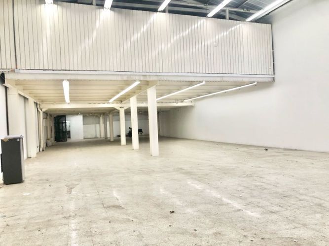 Bodega en venta en San Pedro, Cali, 724 m² · foto 2 de 12