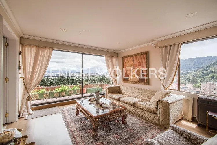 Apartamento de 4 alcobas en venta en Chico Norte, Bogotá, 471 m² · foto 14 de 18