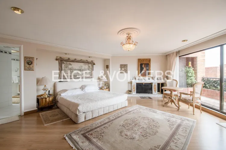 Apartamento de 4 alcobas en venta en Chico Norte, Bogotá, 471 m² · foto 12 de 18