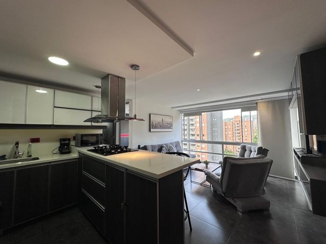Apartamento en venta en El Poblado, Medellín · foto 7 de 17