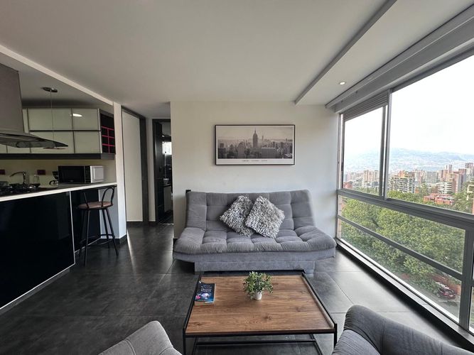 Apartamento en venta en El Poblado, Medellín · foto 5 de 17