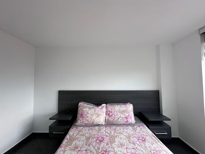Apartamento en venta en El Poblado, Medellín · foto 14 de 17