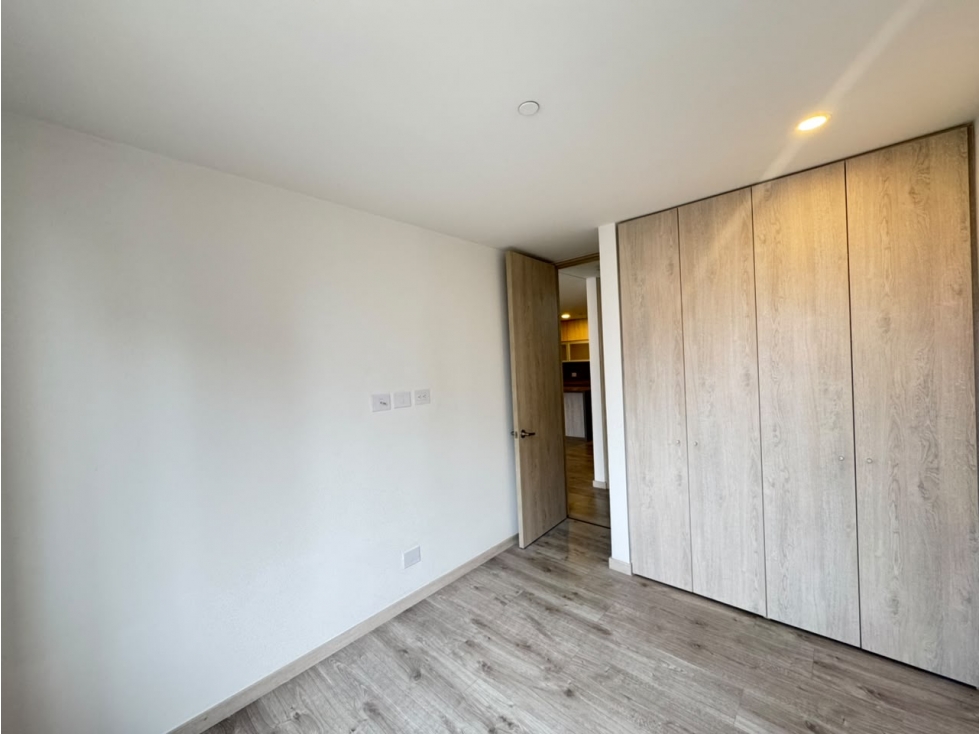 Apartamento en arriendo en El Poblado, Medellín · foto 7 de 14