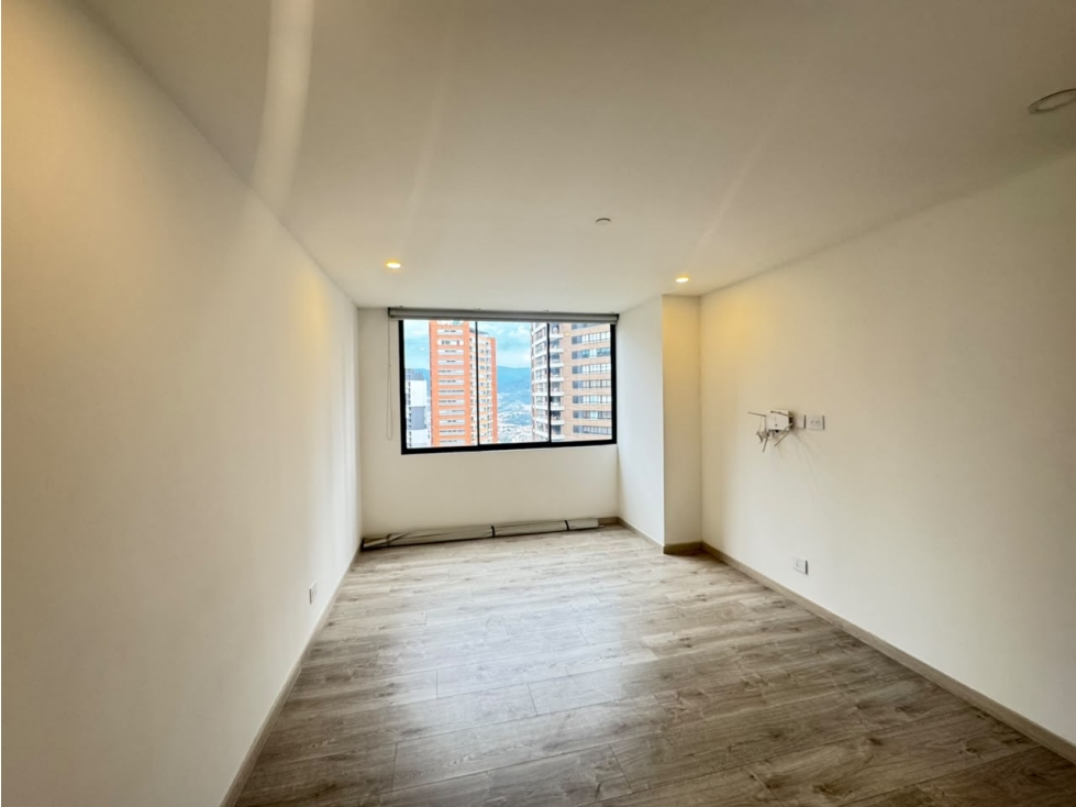 Apartamento en arriendo en El Poblado, Medellín · foto 11 de 14