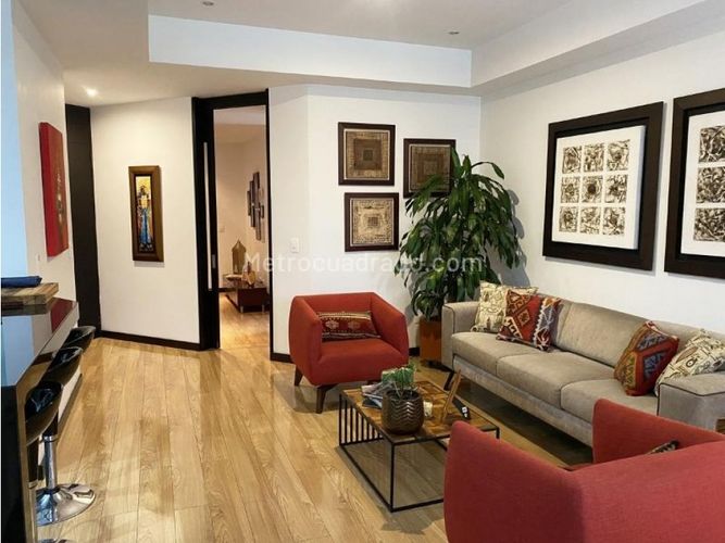 Apartamento en venta en Santa Barbara, Bogotá · foto 3 de 19