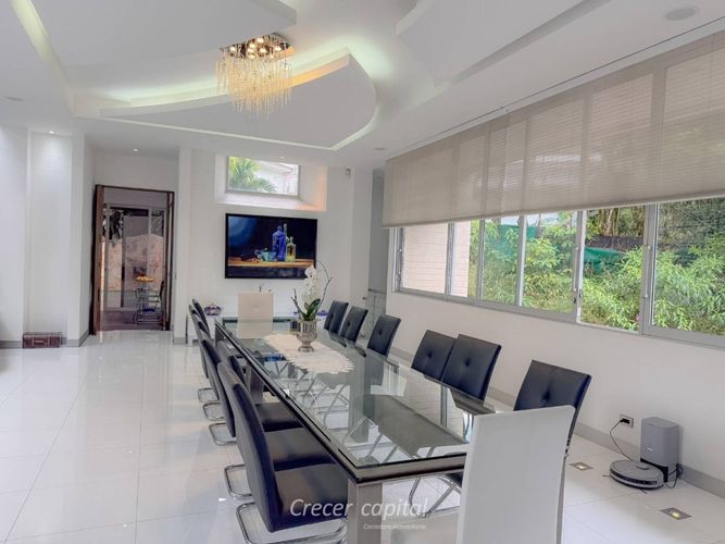 Casa de 6 alcobas en venta en Manila, Medellín, 960 m² · foto 6 de 24