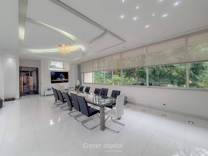 Casa de 6 alcobas en venta en Manila, Medellín, 960 m² · foto 7 de 24