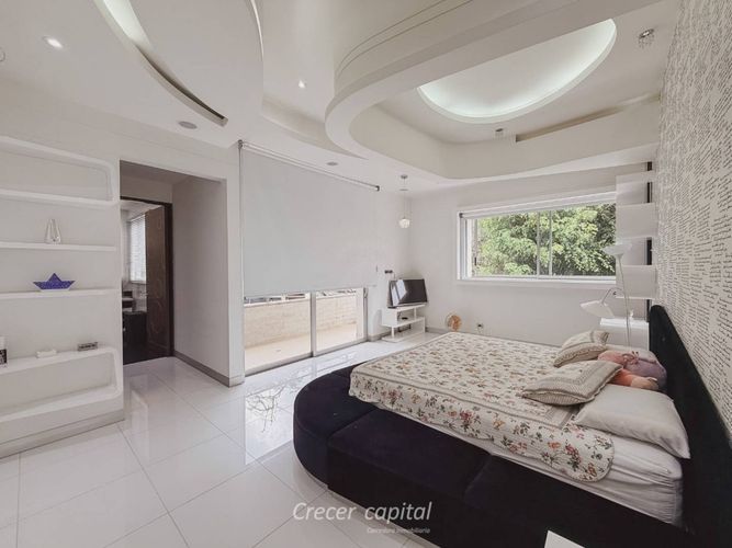 Casa de 6 alcobas en venta en Manila, Medellín, 960 m² · foto 10 de 24