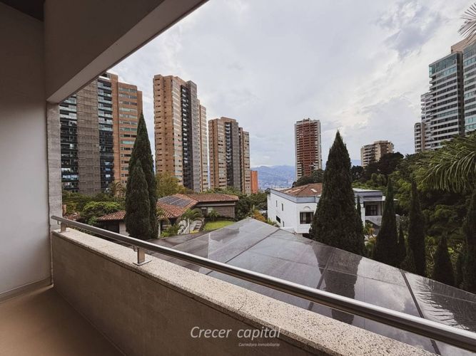 Casa de 6 alcobas en venta en Manila, Medellín, 960 m² · foto 23 de 24