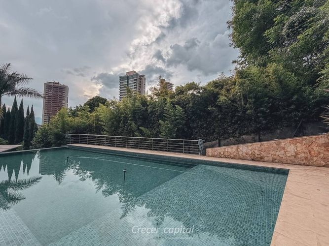 Casa de 6 alcobas en venta en Manila, Medellín, 960 m² · foto 3 de 24