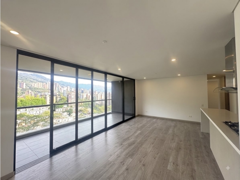 Apartamento en Arriendo en Altos del poblado, Medellín en Via Las Palmas