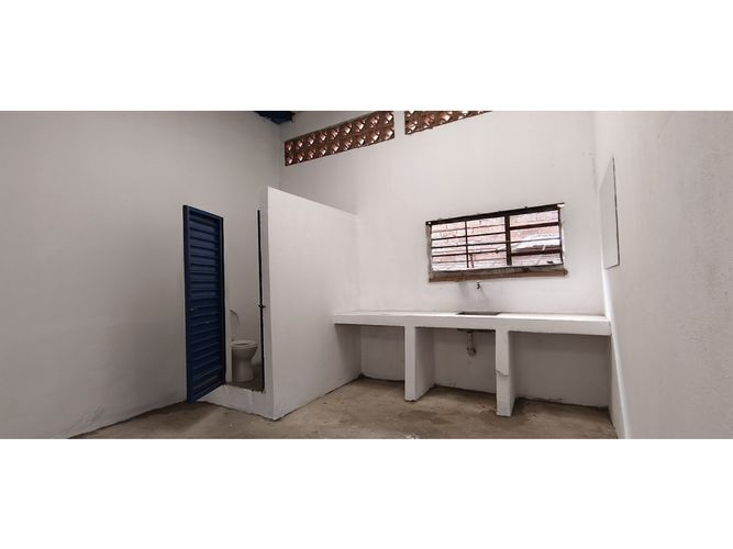 Bodega en arriendo en Naranjal, Medellín, 90 m² · foto 3 de 8