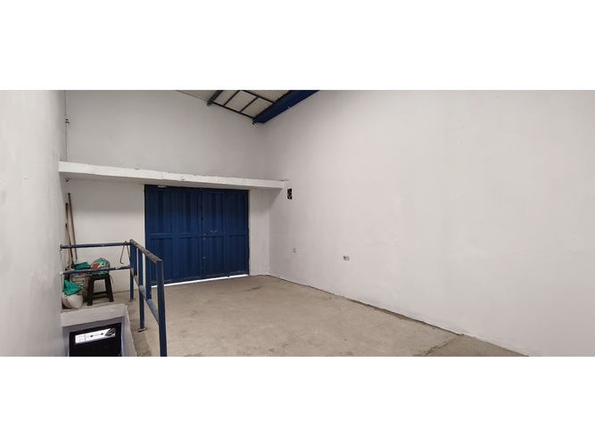 Bodega en arriendo en Naranjal, Medellín, 90 m² · foto 4 de 8