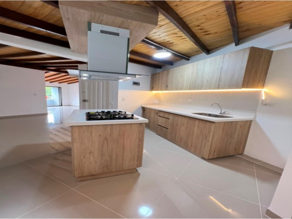 Apartamento en venta en La America, Medellín · foto 5 de 22