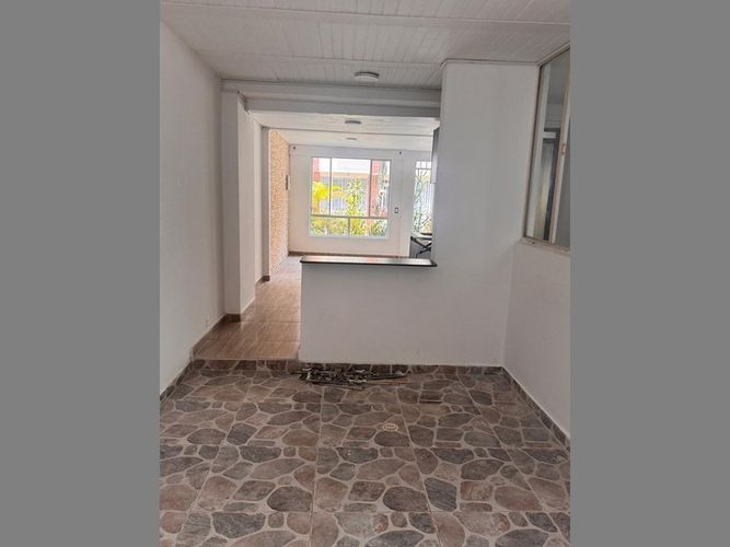Casa de 4 alcobas en venta en Ub. Tierra Grata, Ibagué, 145 m² · foto 4 de 9