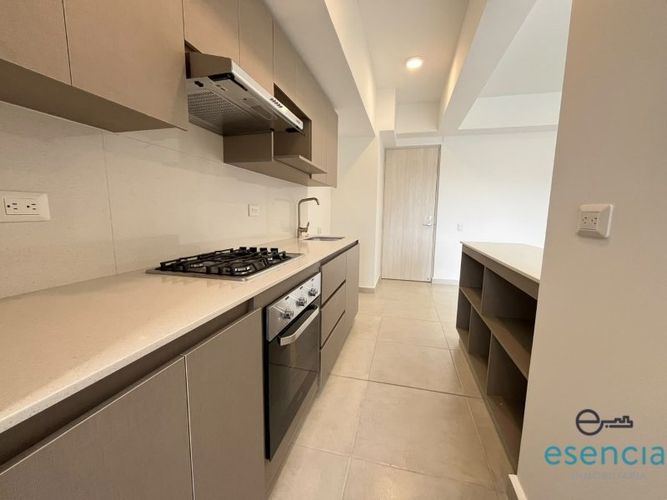 Apartamento de 3 alcobas en arriendo en Ciudad Del Río, Envigado, 85 m² · foto 3 de 12