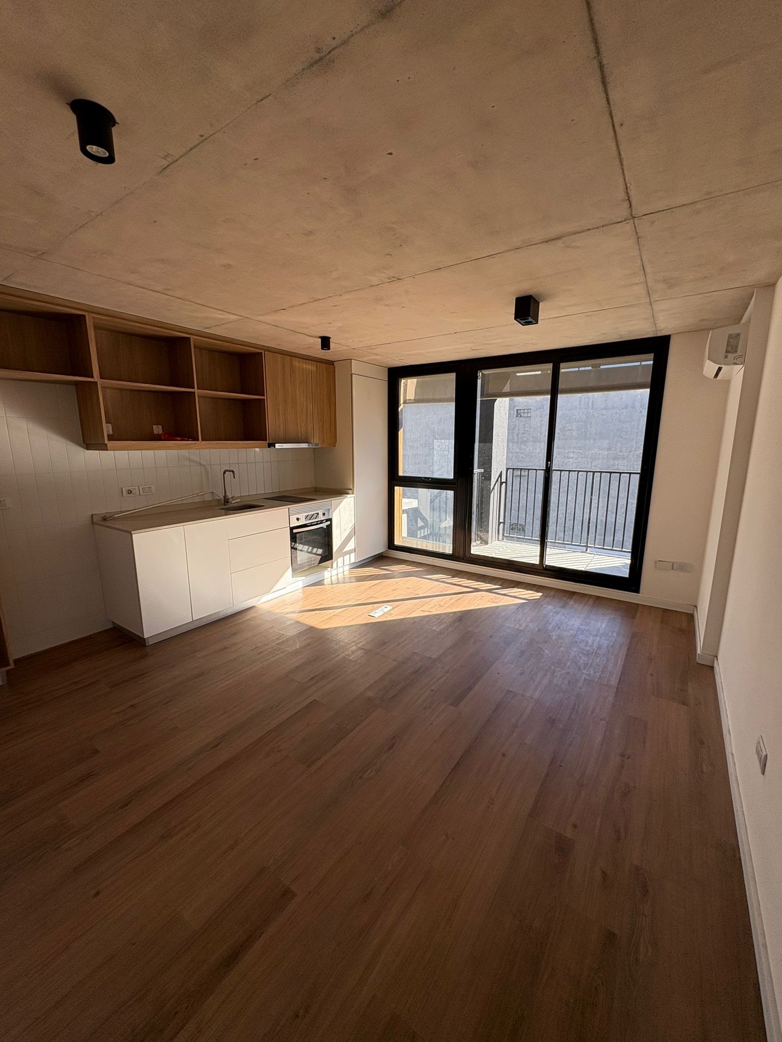 Alquiler apartamento, 1 dormitorio en el Centro de Montevideo.