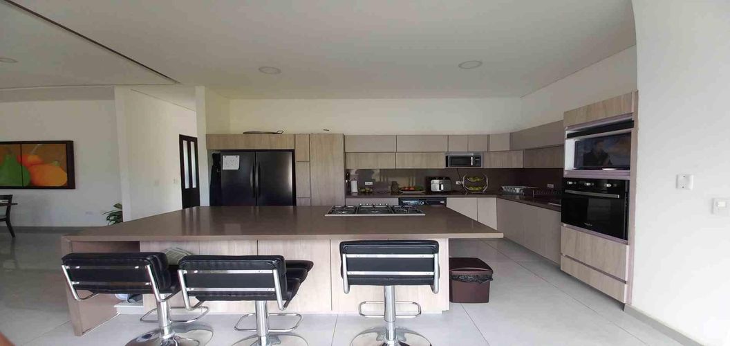 Casa de 4 alcobas en venta en Cerritos, Pereira, 350 m² · foto 11 de 24