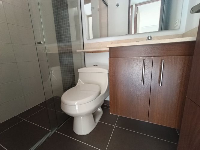 Apartamento de 3 alcobas en arriendo en Loma Del Esmeraldal, Envigado, 100 m² · foto 13 de 16