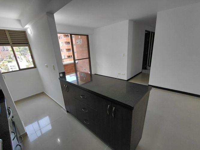 Apartamento de 3 alcobas en arriendo en La Doctora, Sabaneta, 70 m² · foto 5 de 24