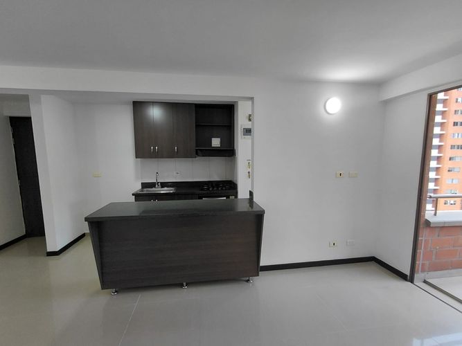 Apartamento de 3 alcobas en arriendo en La Doctora, Sabaneta, 70 m² · foto 10 de 24