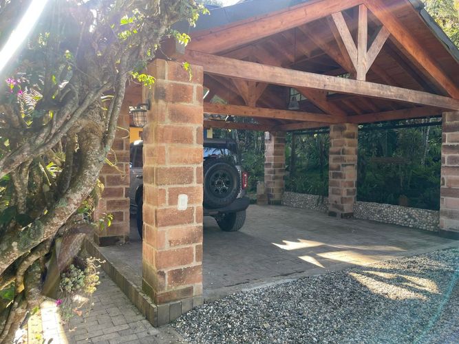 Casa de 4 alcobas en venta en La Ceja, 300 m² · foto 2 de 22
