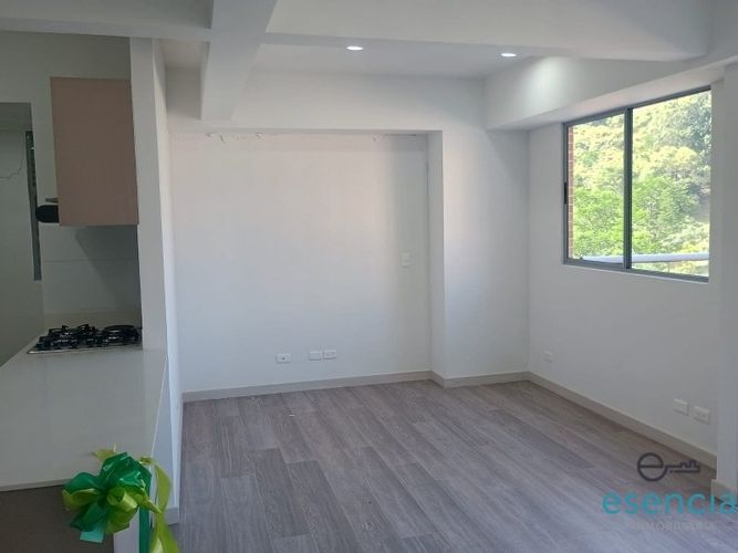 Apartamento de 2 alcobas en arriendo en Las Lomitas, Sabaneta, 70 m² · foto 6 de 14