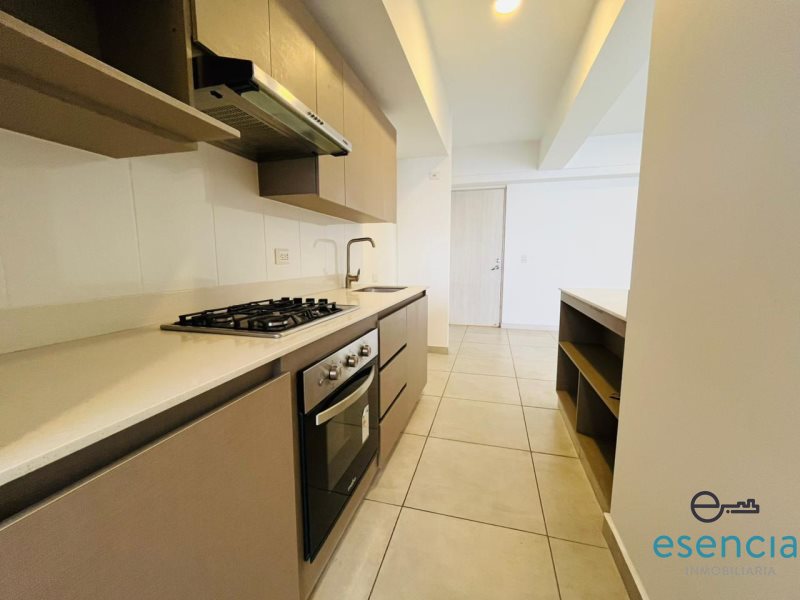 Apartamento en arriendo en Las Vegas, Envigado · foto 5 de 17