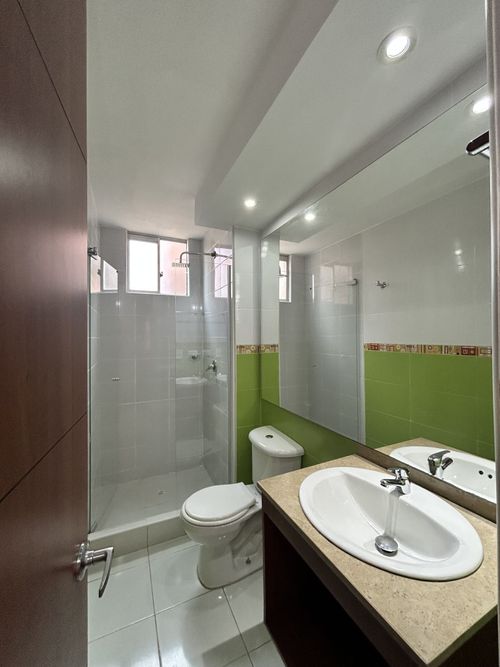 Apartamento de 3 alcobas en venta en Fac, Madrid, 76 m² · foto 7 de 15